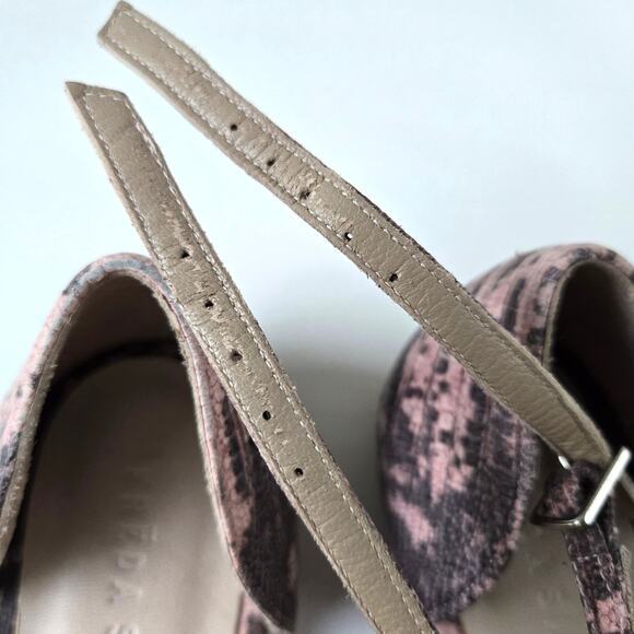 Freda Salvador Tulip Flat Ankle Strap Pointed Toe Flats in Nude Snake Size 7 - Picture 12 of 13